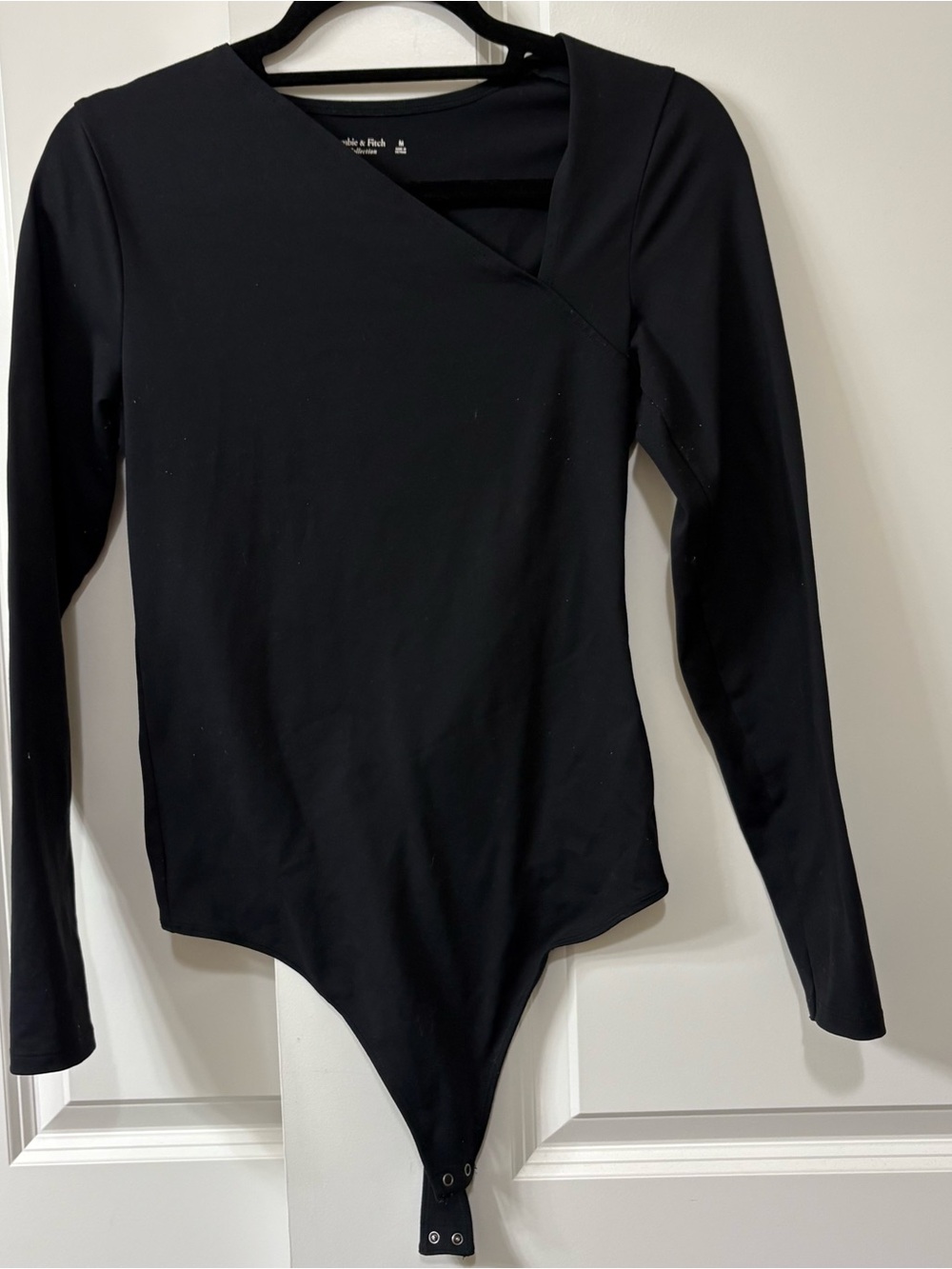 Abercrombie & Fitch Black Long-Sleeve Asymmetric Neck Bodysuit